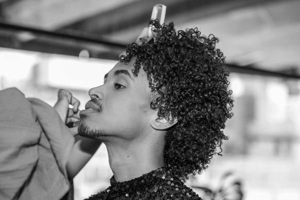 Le Guide Complet pour Dénicher le Maquilleur Idéal pour un Mariage Éblouissant